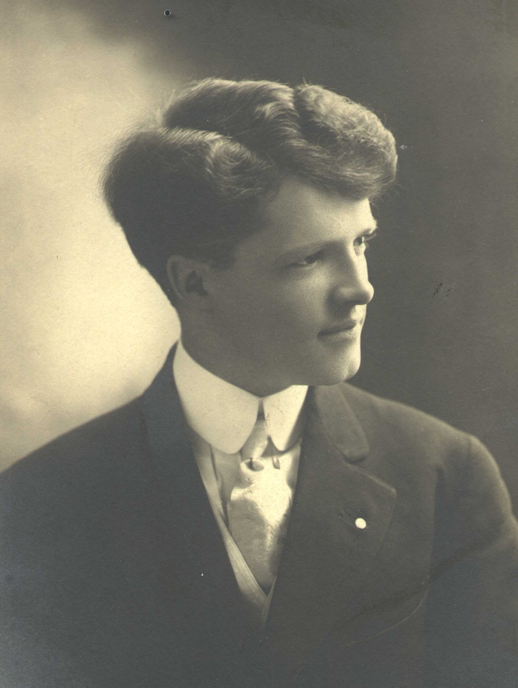 Bernard Hoffman